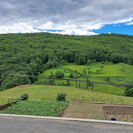 Semesterbostad La Grange Du Vergougnoux Grande Maison Dans Hameau En Coeur De Parc National Barre-des-Cévennes