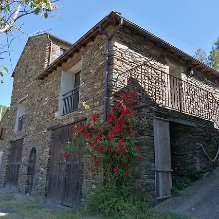 Semesterbostad La Grange Du Vergougnoux Grande Maison Dans Hameau En Coeur De Parc National Barre-des-Cévennes